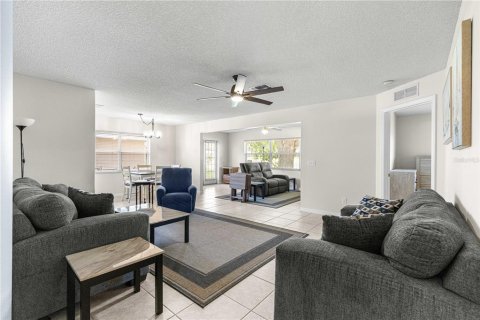 Casa en venta en Ocala, Florida, 3 dormitorios, 147.16 m2 № 2230521 - foto 7