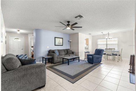 Casa en venta en Ocala, Florida, 3 dormitorios, 147.16 m2 № 2230521 - foto 6