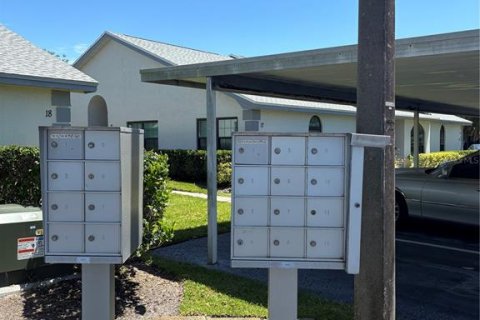 Condo in Clearwater, Florida, 2 bedrooms  № 2151451 - photo 28