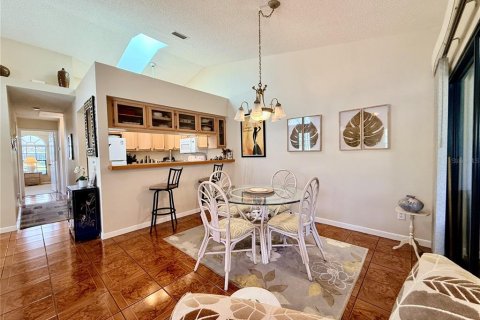 Condo in Clearwater, Florida, 2 bedrooms  № 2151451 - photo 9
