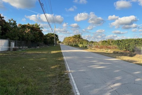 Commercial property in Homestead, Florida № 2026303 - photo 7