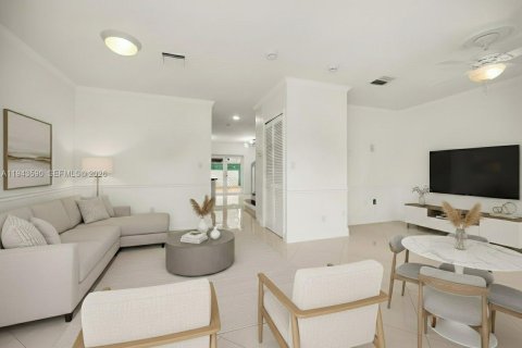 Townhouse in Miami, Florida 3 bedrooms, 134.34 sq.m. № 2003349 - photo 3