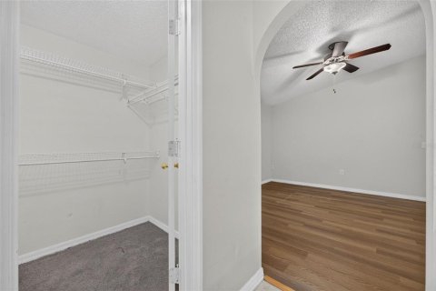 Купить виллу или дом в Апопка, Флорида 5 комнат, 151.99м2, № 2425957 - фото 26