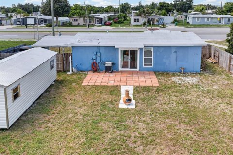 Villa ou maison à vendre à Port Charlotte, Floride: 2 chambres, 98.1 m2 № 2207128 - photo 21