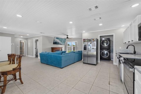 Villa ou maison à vendre à Port Charlotte, Floride: 2 chambres, 98.1 m2 № 2207128 - photo 7