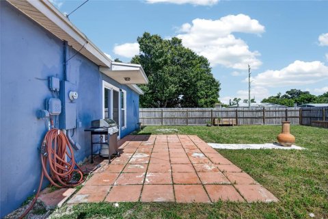Villa ou maison à vendre à Port Charlotte, Floride: 2 chambres, 98.1 m2 № 2207128 - photo 24