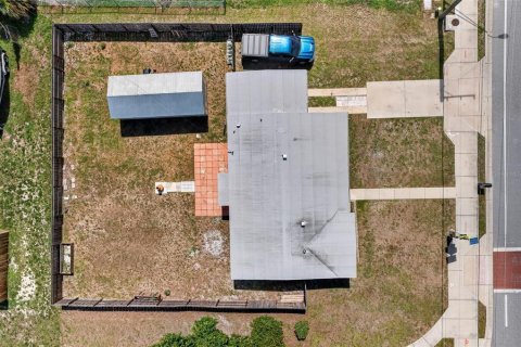 Villa ou maison à vendre à Port Charlotte, Floride: 2 chambres, 98.1 m2 № 2207128 - photo 17