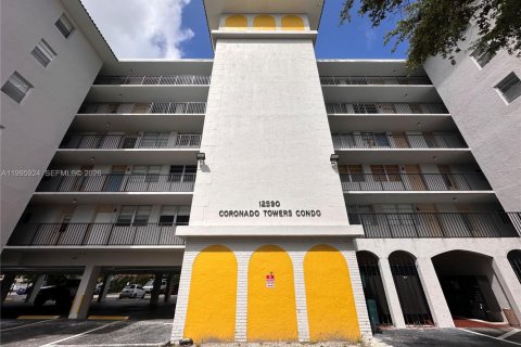 Кондоминиум с 1 спальней в Норт-Майами, Флорида № 2064477