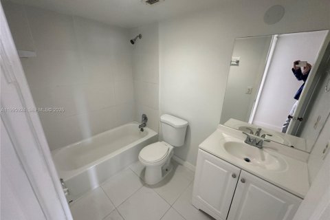 Снять в аренду кондоминиум в Норт-Майами, Флорида 1 спальня, 67.35м2, № 2064477 - фото 16
