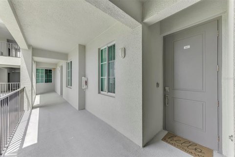 Condo in Venice, Florida, 2 bedrooms in WELLEN PARK № 2221577 - photo 7
