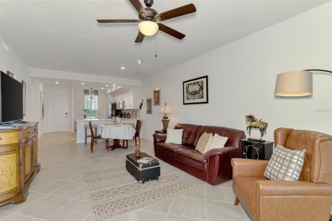 Condo in Venice, Florida, 2 bedrooms in WELLEN PARK № 2221577 - photo 27