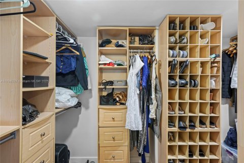 Condo in Aventura, Florida, 2 bedrooms  № 1711729 - photo 18