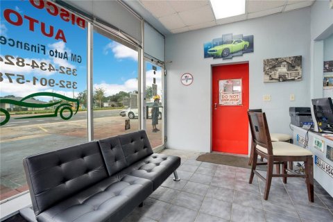 Propiedad comercial en venta en Eustis, Florida, 156.08 m2 № 1361048 - foto 8