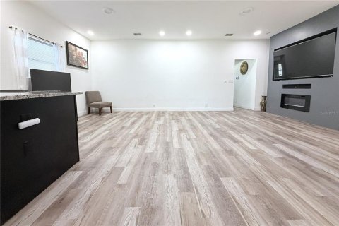 Купить виллу или дом в Плант-Сити, Флорида 7 комнат, 122.26м2, № 2200831 - фото 7