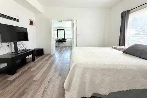 Купить виллу или дом в Плант-Сити, Флорида 7 комнат, 122.26м2, № 2200831 - фото 20