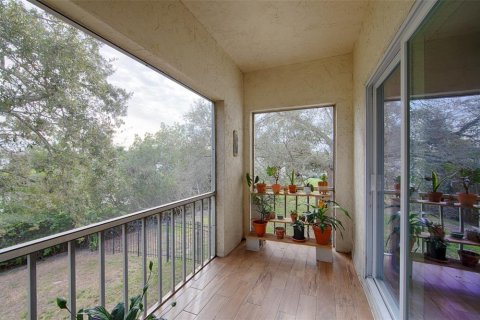 Condo in Saint Petersburg, Florida, 2 bedrooms № 2234720 - photo 14