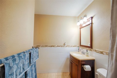 Condo in Saint Petersburg, Florida, 2 bedrooms № 2234720 - photo 22