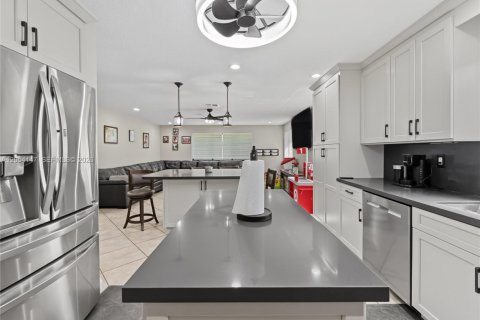 House in Homestead, Florida 5 bedrooms, 264.03 sq.m. № 2247781 - photo 23