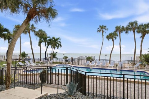 Condo in Sarasota, Florida, 2 bedrooms  № 2403247 - photo 15