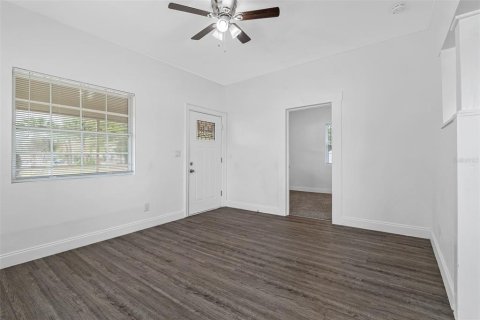 Immobilier commercial à vendre à Tampa, Floride: 4 chambres, 142.7 m2 № 2399495 - photo 17