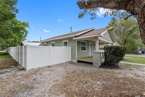 Immobilier commercial à vendre à Tampa, Floride: 4 chambres, 142.7 m2 № 2399495 - photo 21