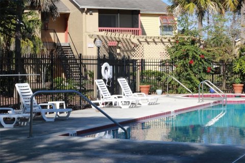 Condominio en alquiler en Casselberry, Florida, 2 dormitorios, 71.35 m2 № 2096068 - foto 16