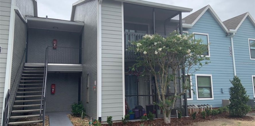 Condominio en Casselberry, Florida, 2 dormitorios  № 2096068