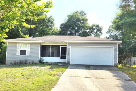 House in Crestview, Florida 3 bedrooms, 100.15 sq.m. № 589913 - photo 1
