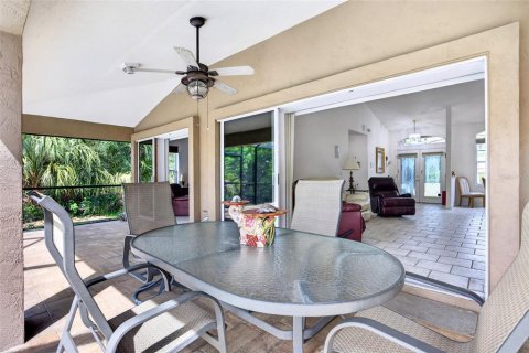 Villa ou maison à vendre à North Port, Floride: 3 chambres, 156.17 m2 № 2150912 - photo 29