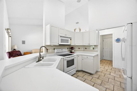 Villa ou maison à vendre à North Port, Floride: 3 chambres, 156.17 m2 № 2150912 - photo 10