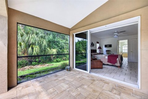 Villa ou maison à vendre à North Port, Floride: 3 chambres, 156.17 m2 № 2150912 - photo 27