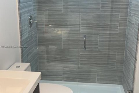 Copropriété à louer à Miami, Floride: 1 chambre, 77.48 m2 № 1707768 - photo 10