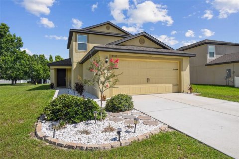 House in Brooksville, Florida 4 bedrooms, 192.21 sq.m. № 1829895 - photo 3