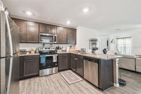 House in Brooksville, Florida 4 bedrooms, 192.21 sq.m. № 1829895 - photo 25