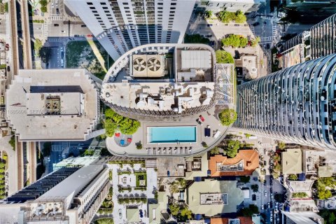 Condominio en venta en Miami, Florida, 1 dormitorio, 79.25 m2 № 2091217 - foto 23