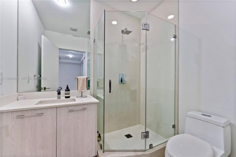 Condominio en venta en Miami, Florida, 1 dormitorio, 79.25 m2 № 2091217 - foto 13