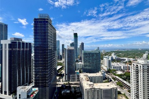 Condominio en venta en Miami, Florida, 1 dormitorio, 79.25 m2 № 2091217 - foto 3