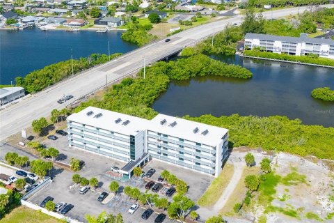 Propiedad comercial en venta en Englewood, Florida, 108.14 m2 № 2155663 - foto 28