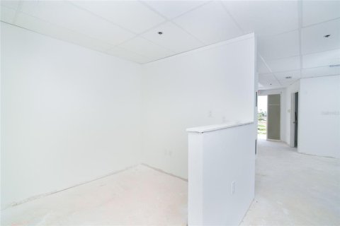 Propiedad comercial en venta en Englewood, Florida, 108.14 m2 № 2155663 - foto 23