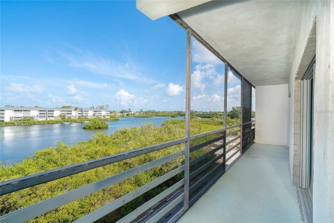 Propiedad comercial en venta en Englewood, Florida, 108.14 m2 № 2155663 - foto 16