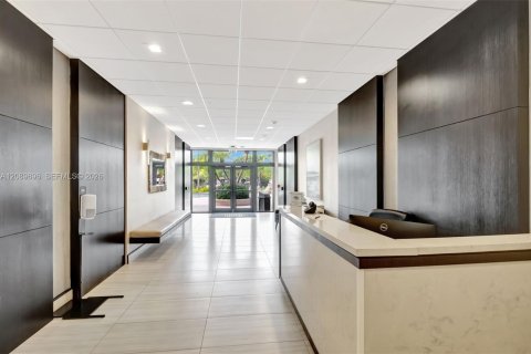 Copropriété à vendre à Coral Gables, Floride: 2 chambres, 140.28 m2 № 2370023 - photo 2