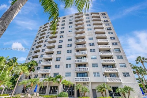Condo à Coral Gables, Floride, 2 chambres  № 2370023