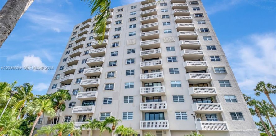 Condo à Coral Gables, Floride, 2 chambres № 2370023