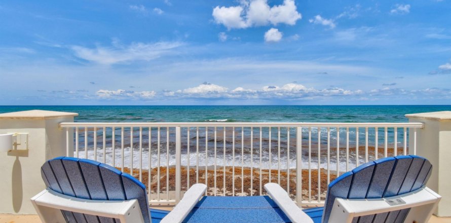 Кондоминиум с 2 спальнями в Саут-Палм-Бич, Флорида № 1007429