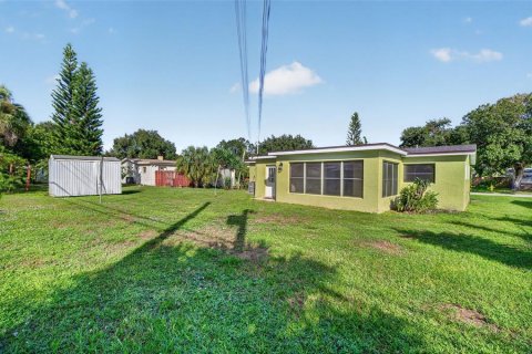 Villa ou maison à vendre à Melbourne, Floride: 4 chambres, 139.73 m2 № 2436780 - photo 29