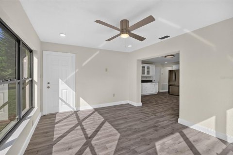 Villa ou maison à vendre à Melbourne, Floride: 4 chambres, 139.73 m2 № 2436780 - photo 13
