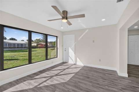 Villa ou maison à vendre à Melbourne, Floride: 4 chambres, 139.73 m2 № 2436780 - photo 14