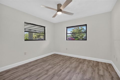 Villa ou maison à vendre à Melbourne, Floride: 4 chambres, 139.73 m2 № 2436780 - photo 21