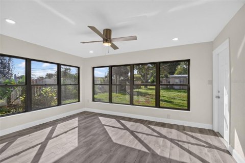 Villa ou maison à vendre à Melbourne, Floride: 4 chambres, 139.73 m2 № 2436780 - photo 11