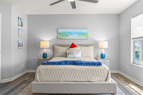 Condo in Saint Petersburg, Florida, 2 bedrooms  № 1690356 - photo 26